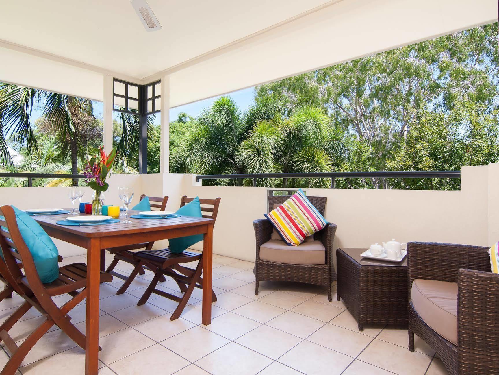 Mowbray By The Sea Aparthotel Port Douglas Buitenkant foto
