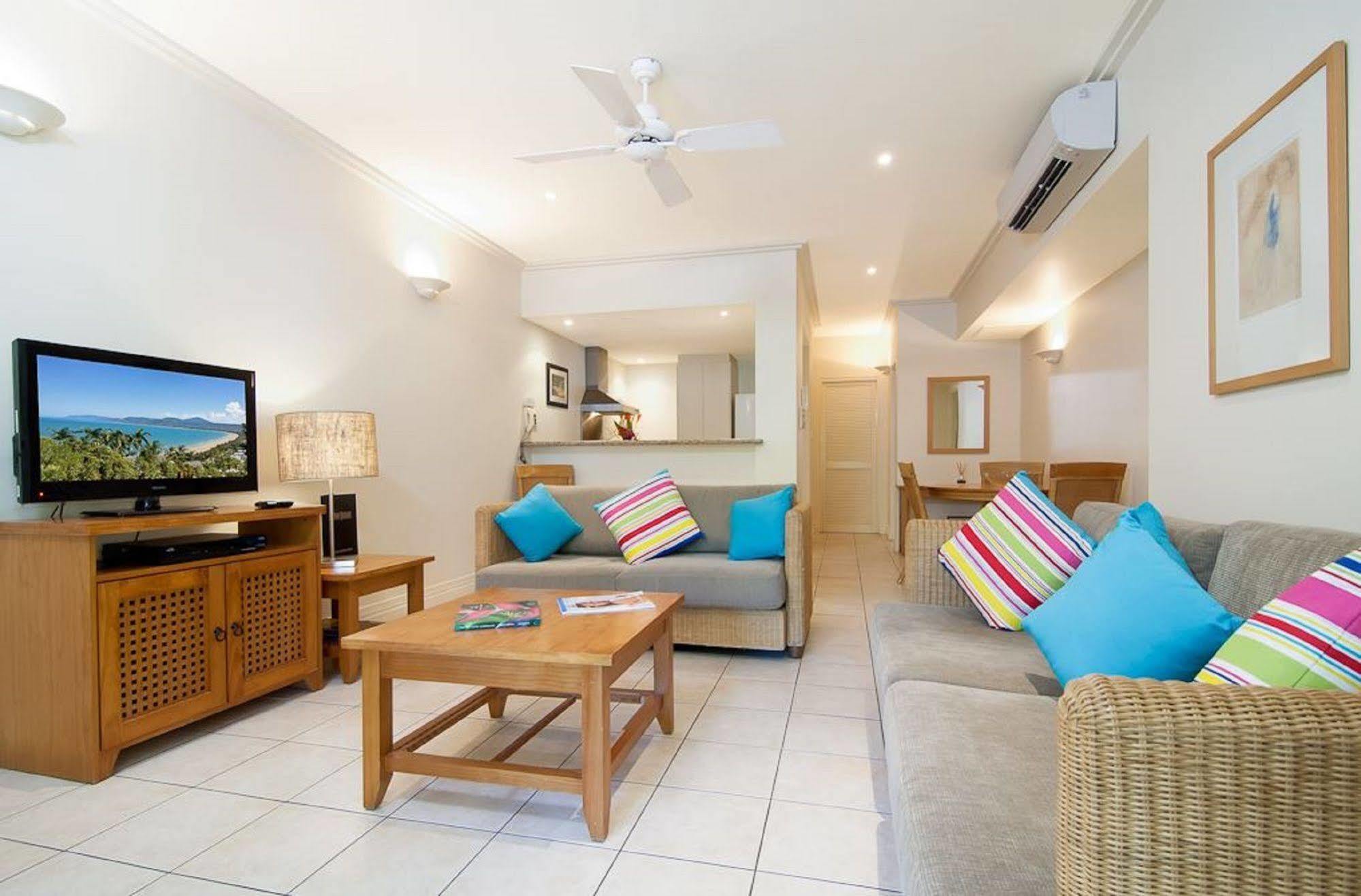 Mowbray By The Sea Aparthotel Port Douglas Buitenkant foto